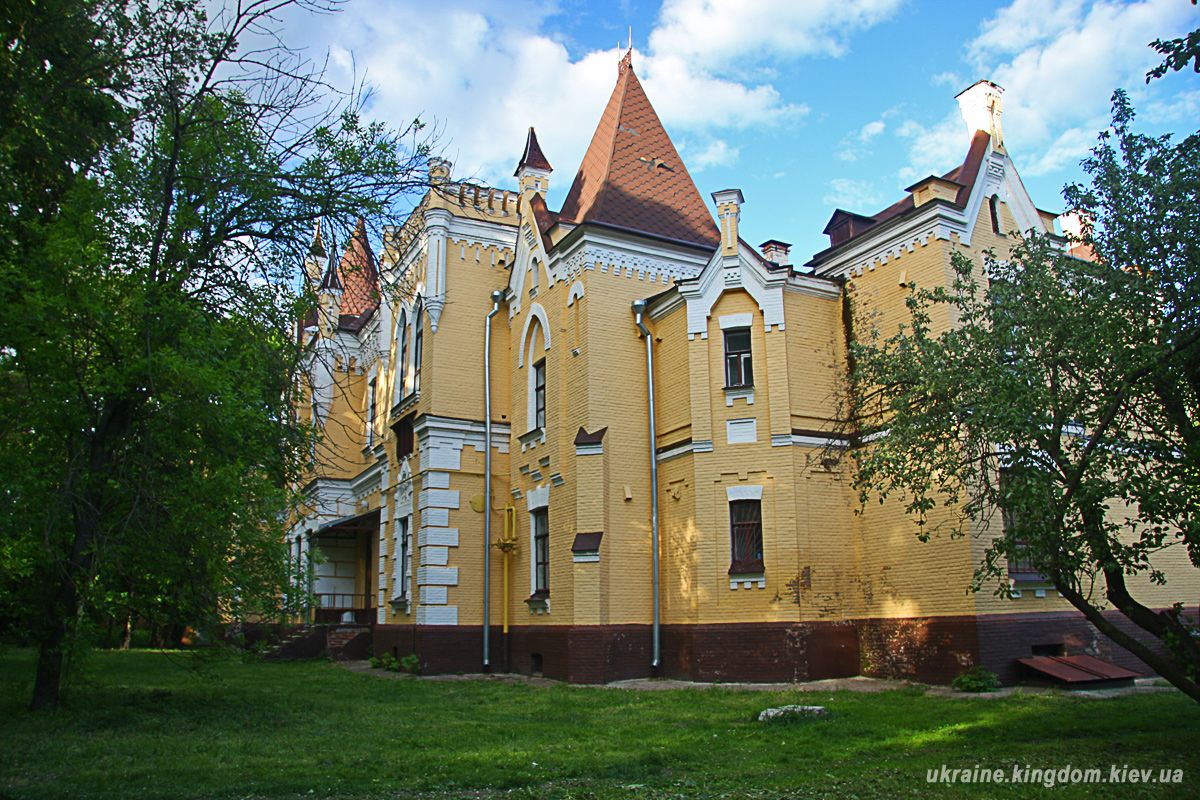 Hlibov palace,    